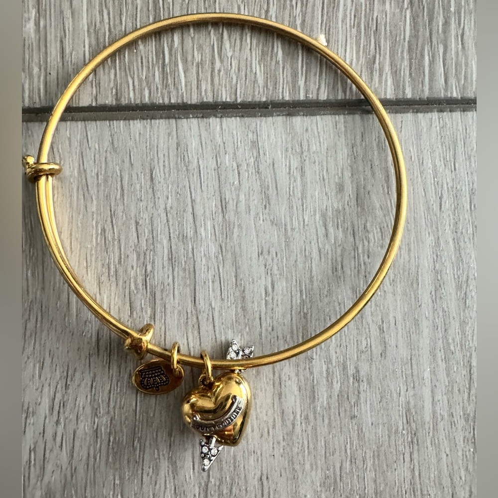 Juicy Couture Gold Bracelet with Heart and Charm Accents